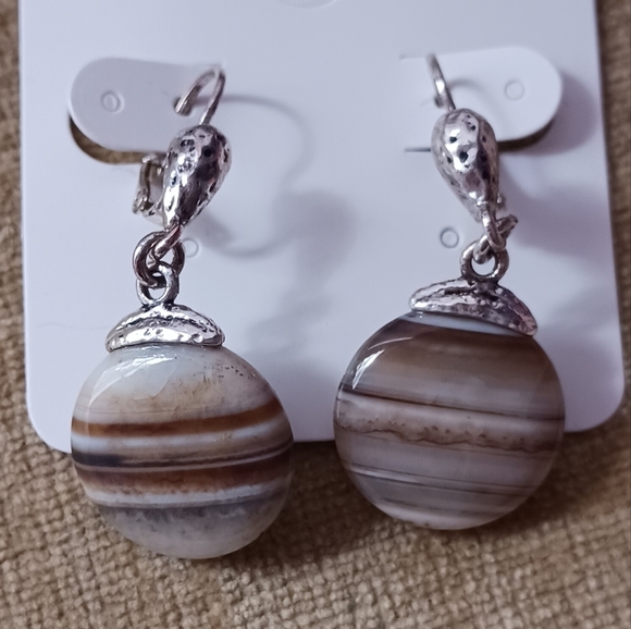 Silver Tone Leverback Brown Striped Stone Earrings - Picture 4 of 13